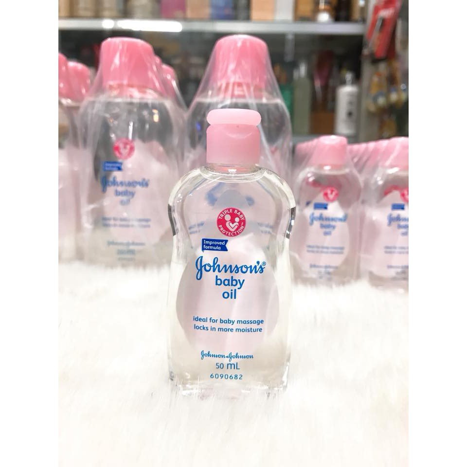 Dầu mát xa dưỡng ẩm Johnson's baby oil 50ml,200ml