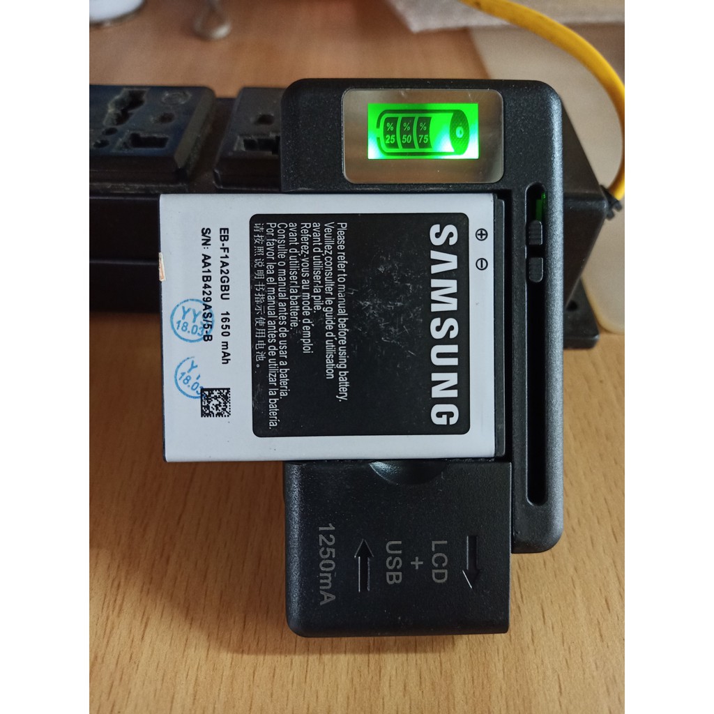 [18x10x5] Sạc Đa Năng LCD Hiển Thị Phần Trăm Pin_USB-Port SS-5_SPE