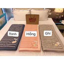 CHĂN ĐŨI MUJI KẺ SỌC NGANG MỀM MỊN KÈM TÚI XÁCH