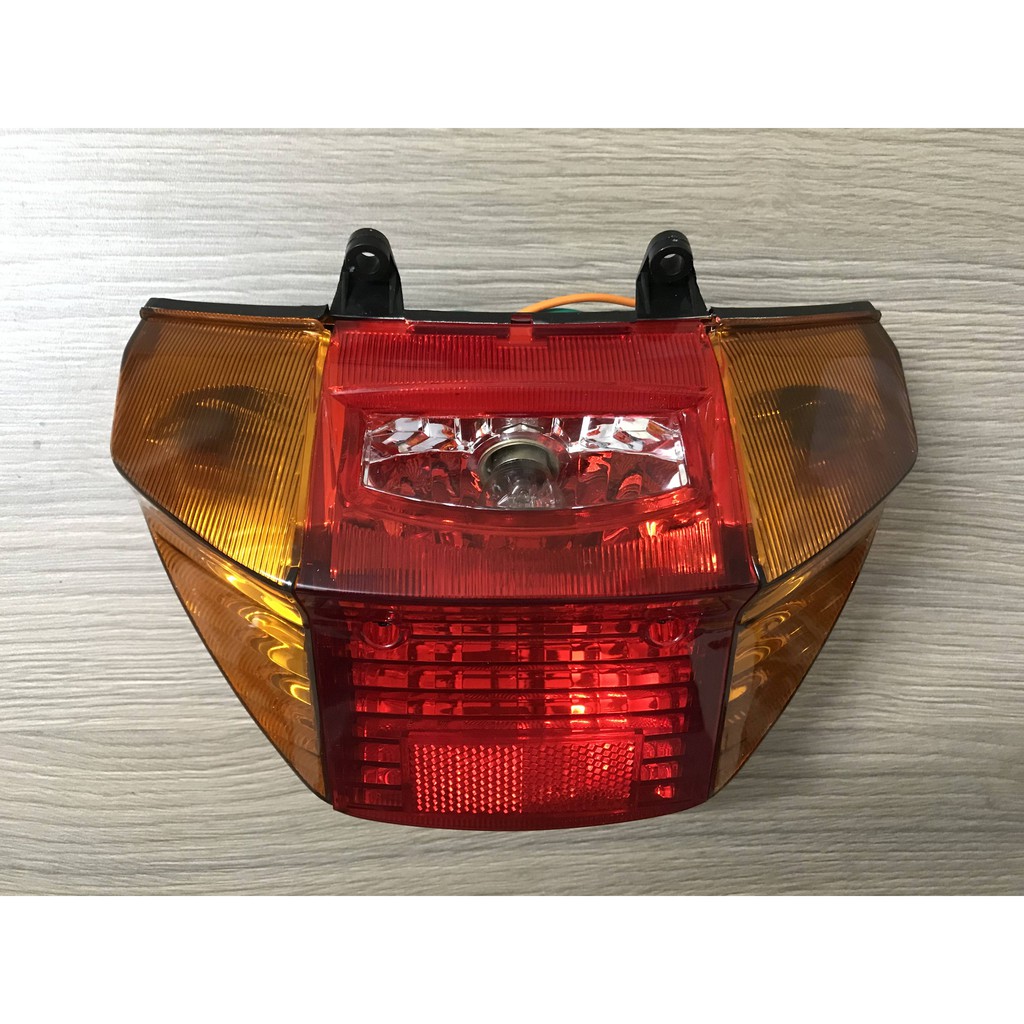 Đèn hậu Super Dream + đuôi bóng