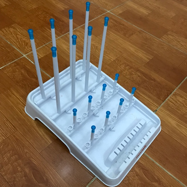 Combo úp bình sữa + kem đánh răng và bàn chải đánh răng