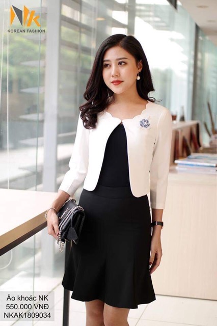 Bán Sỉ Vest lửng 2 lớp cổ lượn sóng unna | BigBuy360 - bigbuy360.vn