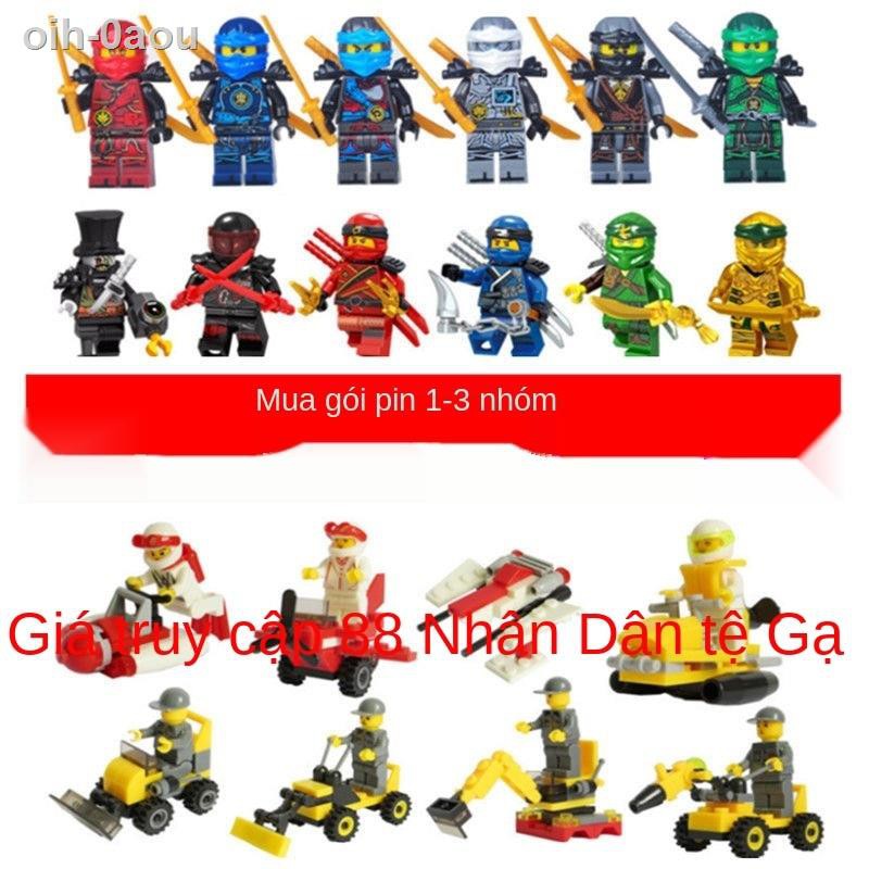 cảm ứng điều khiển từ xa ô tô biến hình rô bốt King Kong cậu bé đua đồ chơi