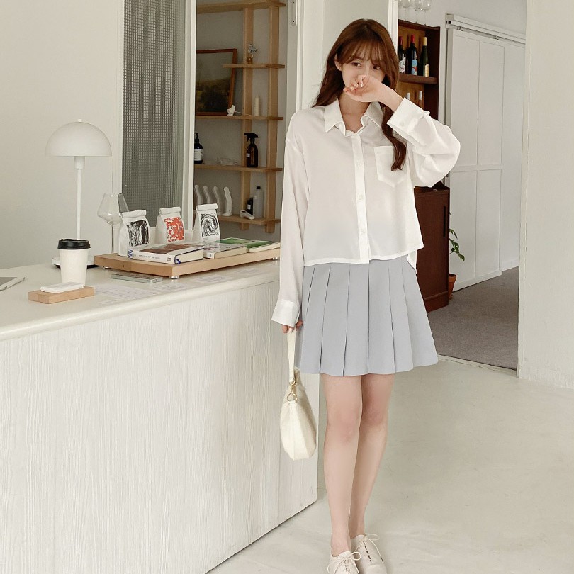 Áo sơ mi nữ trắng dài tay croptop Chunxuu, thiết kế túi ngực kiểu dáng trẻ trung - SK01
