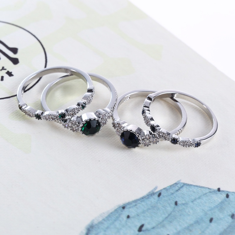 Nhẫn Đính Đá Sapphire Màu Ngọc Lục Bảo Cho Nữ YR