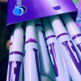 Bút nước chữ A mực tím Hoa Việt ( hộp 12 cây)