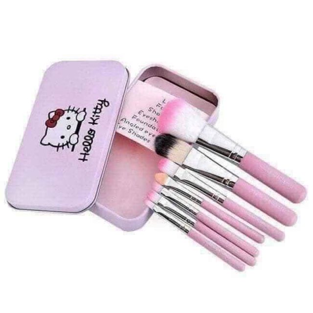 Bộ cọ trang điểm cá nhân Hello Kitty,,,