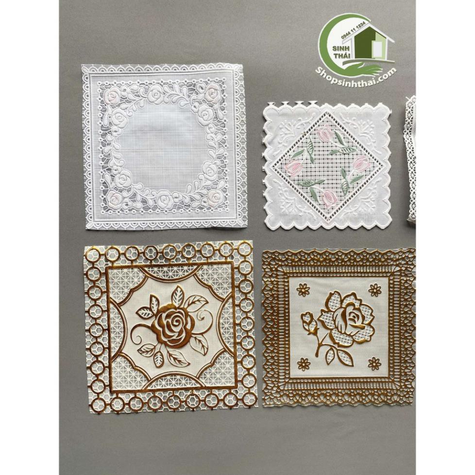 Tấm lót ly bằng nhựa, có ren, hoa văn dập nổi 10cm x 10cm