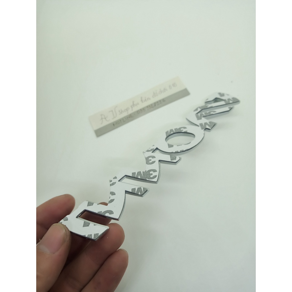 Logo 3D nổi dán trang trí hình chữ INNOVA bằng nhựa ABS mạ crom bóng