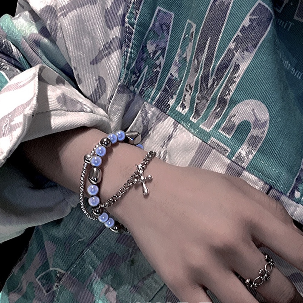 Vòng Tay Ngọc Trai Phản Quang Hai Lớp 19A1502 Phong Cách Hip Hop