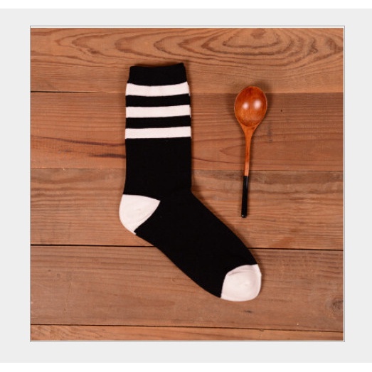 Vớ Tất hình ngôi sao cao cổ Nam Nữ phong cách thể thao, trẻ trung, năng động.