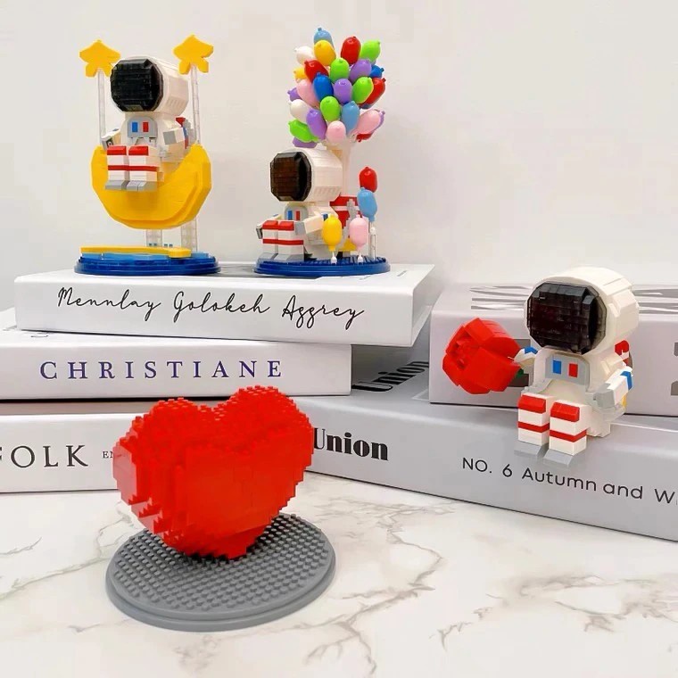 Mô hình lắp ghép Phi Hành Gia Dễ Thương | Có đèn nhấp nháy | Bộ đồ chơi xếp hình non-lego