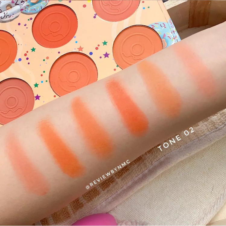 [GIÁ TỐT NHẤT] Bảng 6 ô má hồng dạng phấn Kiss Beauty Donut sweet love blusher palette