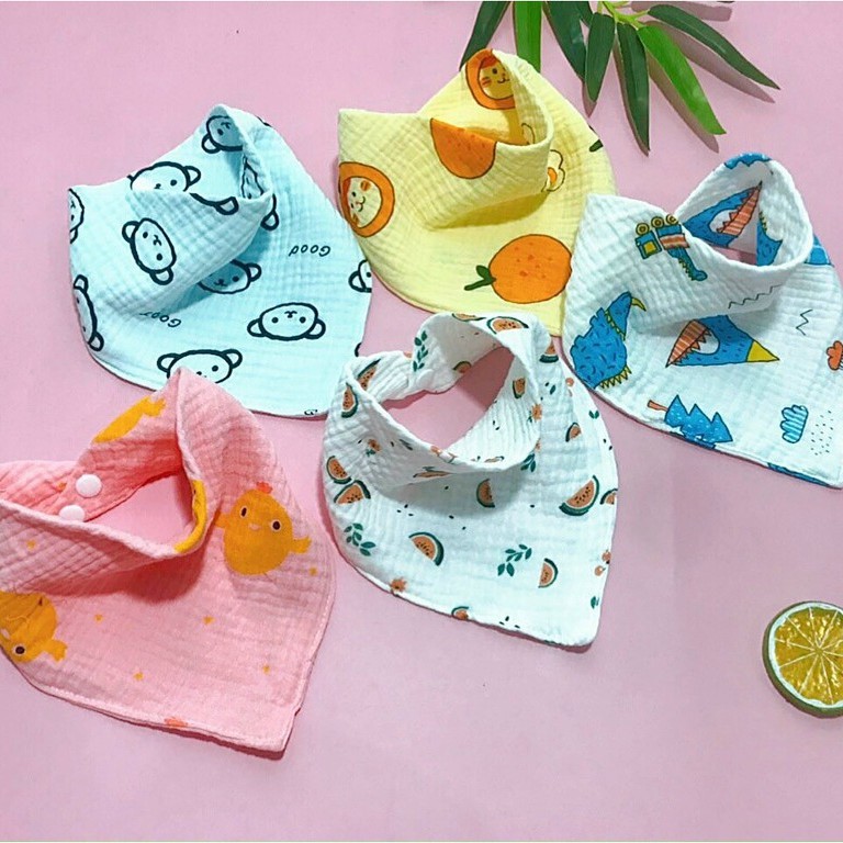 Yếm (khăn) tam giác cotton 4 lớp sợi tre nhăn có cúc bấm wooyi cho bé