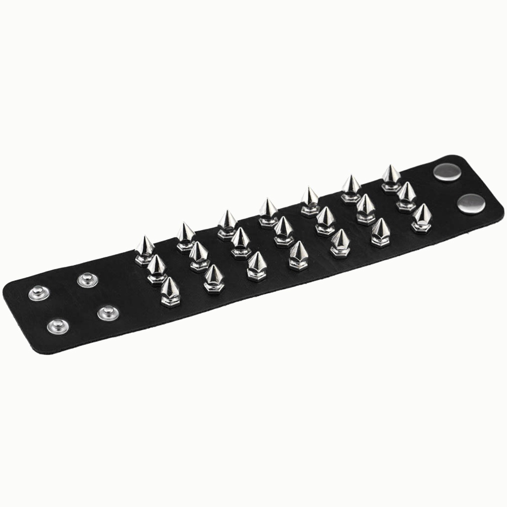 Vòng Tay Giả Da Đính Đinh Tán Cá Tính