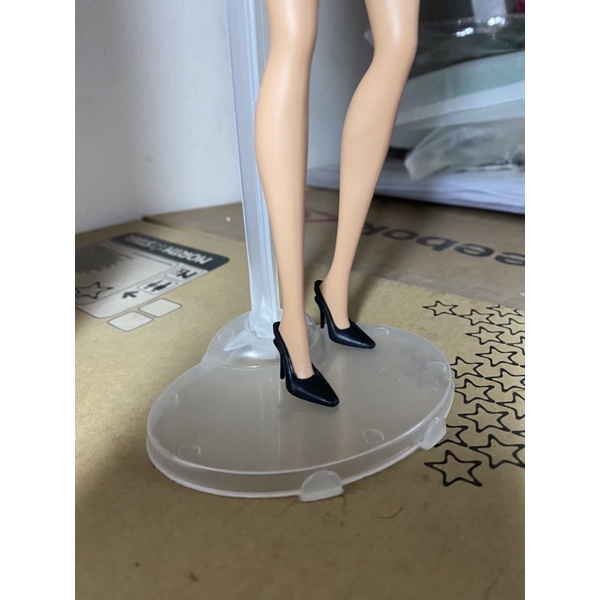 Búp bê Barbie thời trang