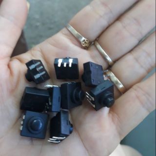 Công tắc đèn pin 10 cái