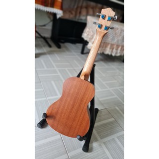 Đàn Ukulele gỗ size concert (Tặng bao da sịn ) Hoa văn cực độc đáo