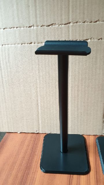 Giá treo tai nghe kim loại hàng đẹp. #standheadset