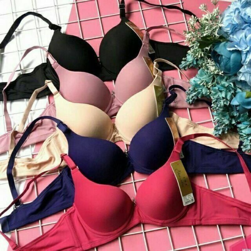 8868 áo lót đệm nhẹ quả trơn chị e ngực to vừa mặc đẹp luôn ạ