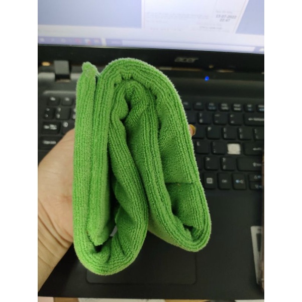 Băng đô quấn tóc khi hấp hay tra dập số 2