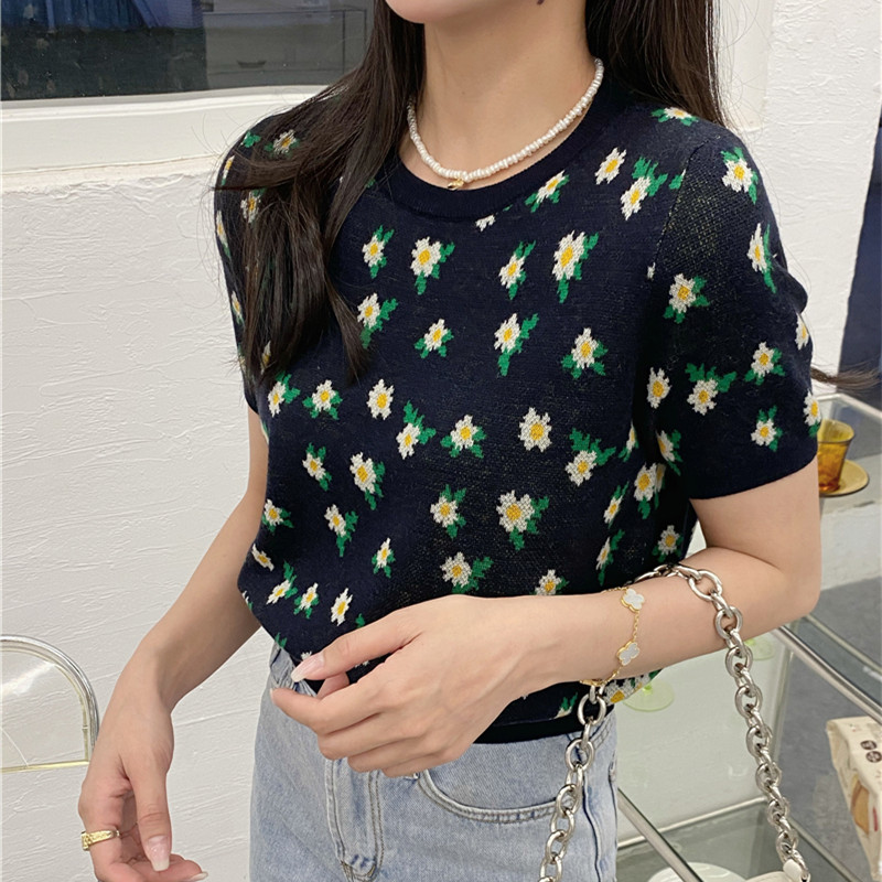 Áo thun SUXI ngắn tay họa tiết hoa thời trang cho nữ