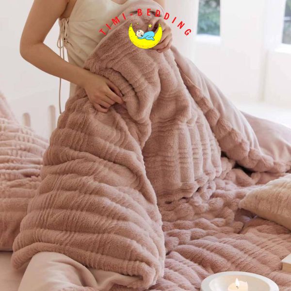 Bộ chăn ga gối nỉ lông chồn với thiết kế mới toanh vô cùng bắt mắt - Timibedding