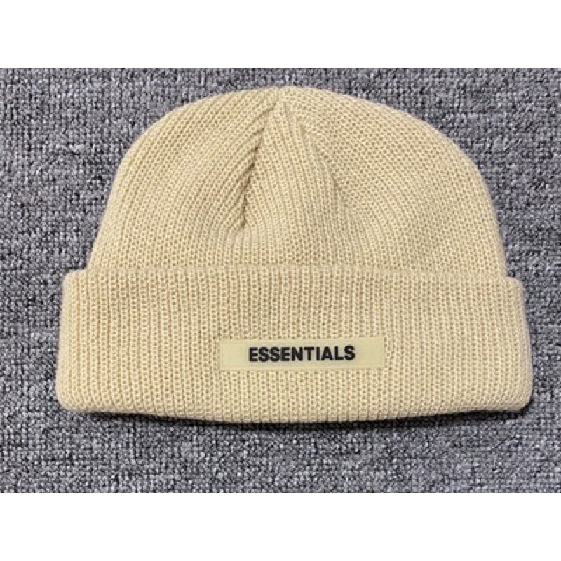 Mũ len Fear Of God essentials (M1)