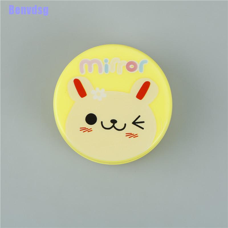 Cốc uống nước có thể gấp lại được