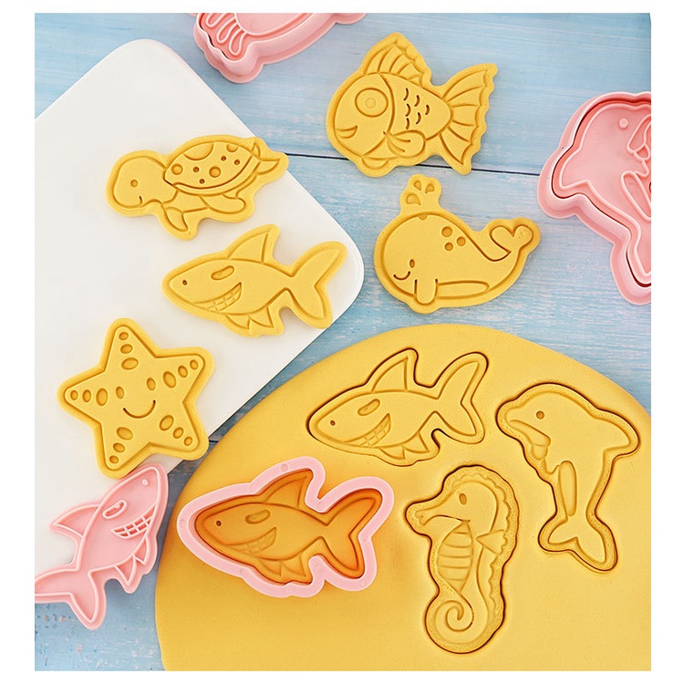 Set 8 Khuôn Làm Bánh Quy Tạo Hình Sinh Vật Biển 3D Dễ Thương