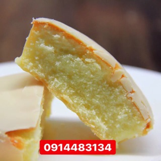 10 CHIẾC BÁNH MÌ KEM TRỨNG TRÒN PHỦ SOCOLA