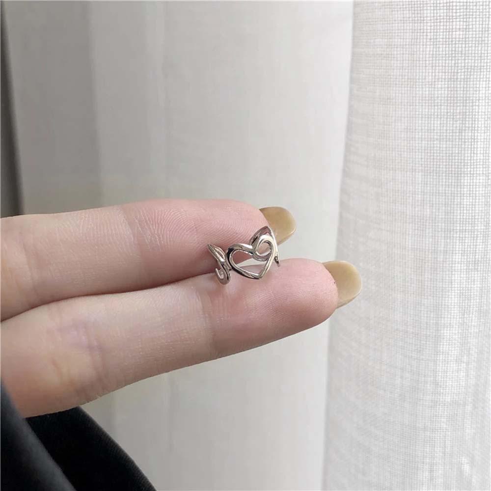 Bông Tai Dạng Kẹp Hình Trái Tim Bằng Hợp Kim Đơn Giản Cho Nữ
