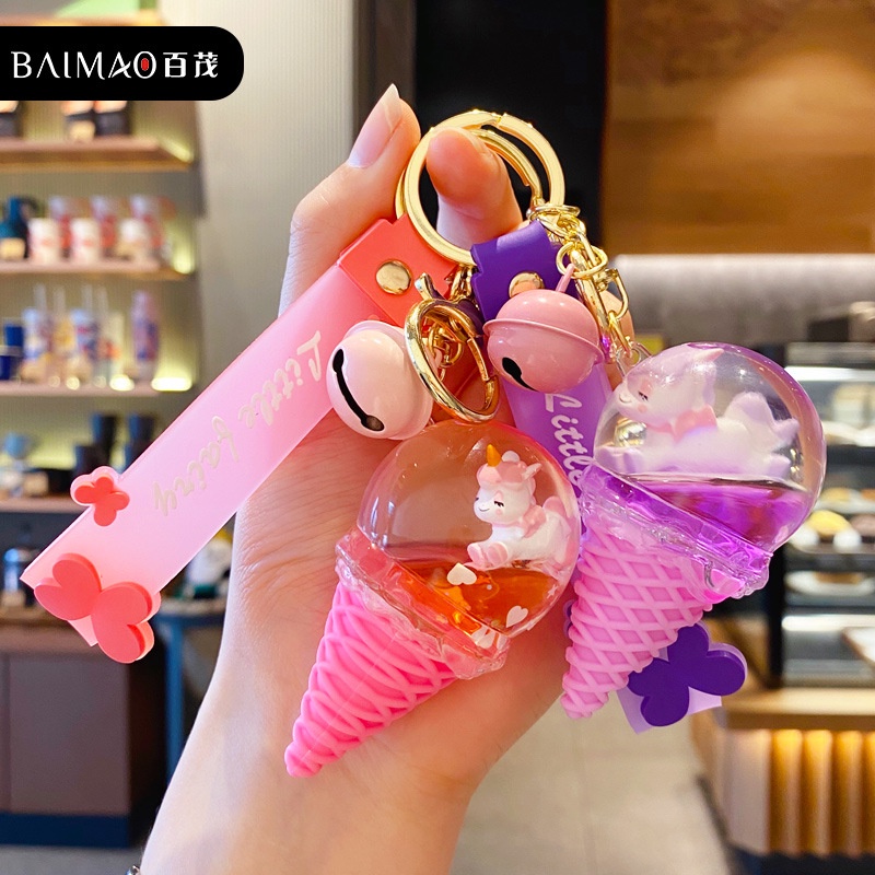 Móc Khóa cute hình kem ốc quế, móc chìa khóa, móc túi xách nữ tính móc kim loại màu vàng cao cấp kèm chuông