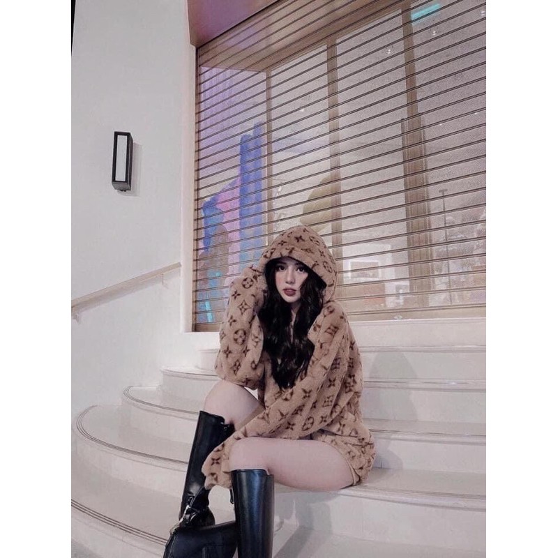 ÁO HOODIE NỈ BÔNG HOẠ TIẾT EO VI CỰC HOT | BigBuy360 - bigbuy360.vn