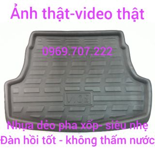 Lót cốp xe ôtô Vios