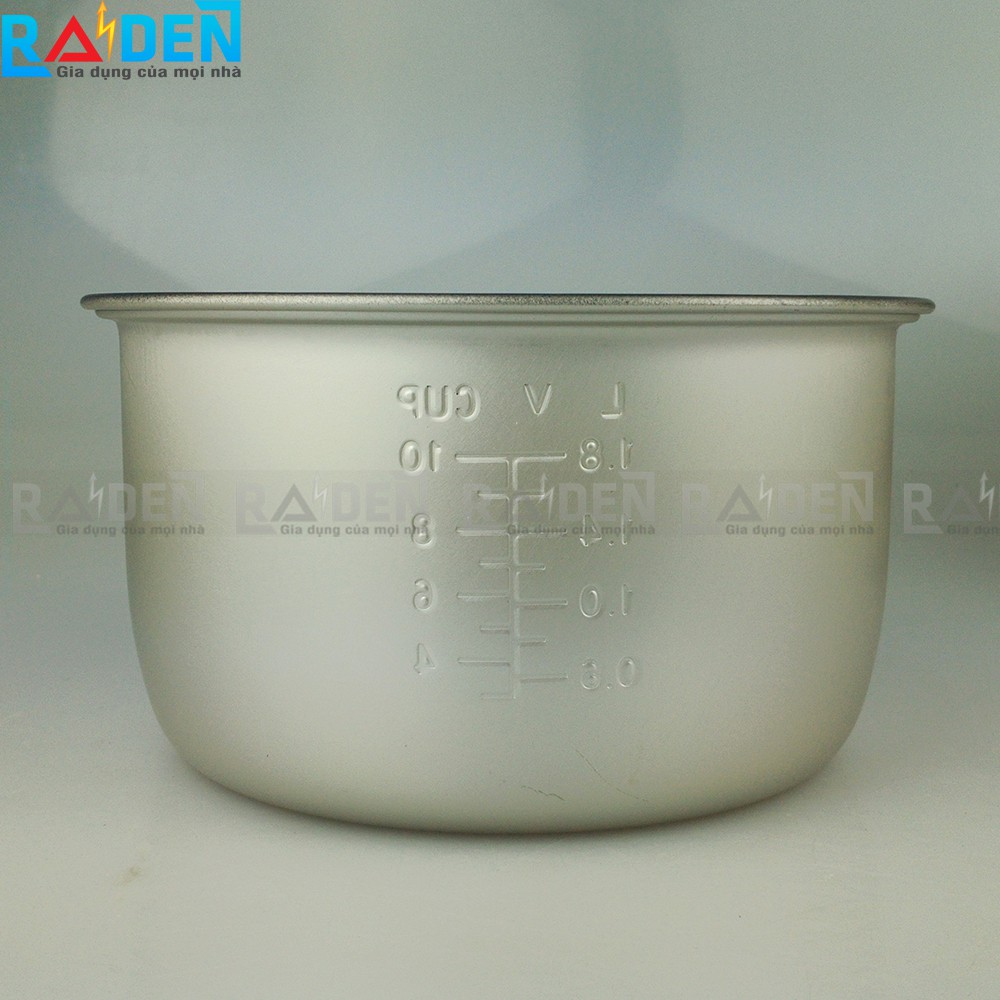 Nồi cơm điện nắp gài 1.8L Fujika FJ-CM18 dành cho 4 - 6 người ăn - Màu ngẫu nhiên