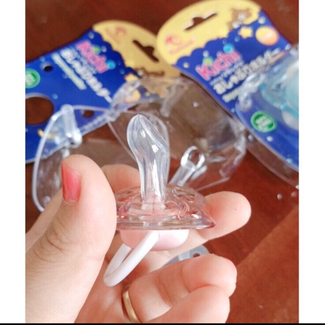 [Loại đẹp] Ti ngậm, ti giả Silicon cao cấp KICHILACHI cho bé 0-6m