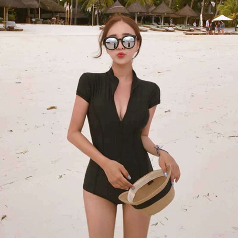 Đồ bơi một mảnh tay dài khoá kéo Hàn Quốc, kiểu áo bơi nữ kín đáo màu đen chất liệu co giãn thoải mái