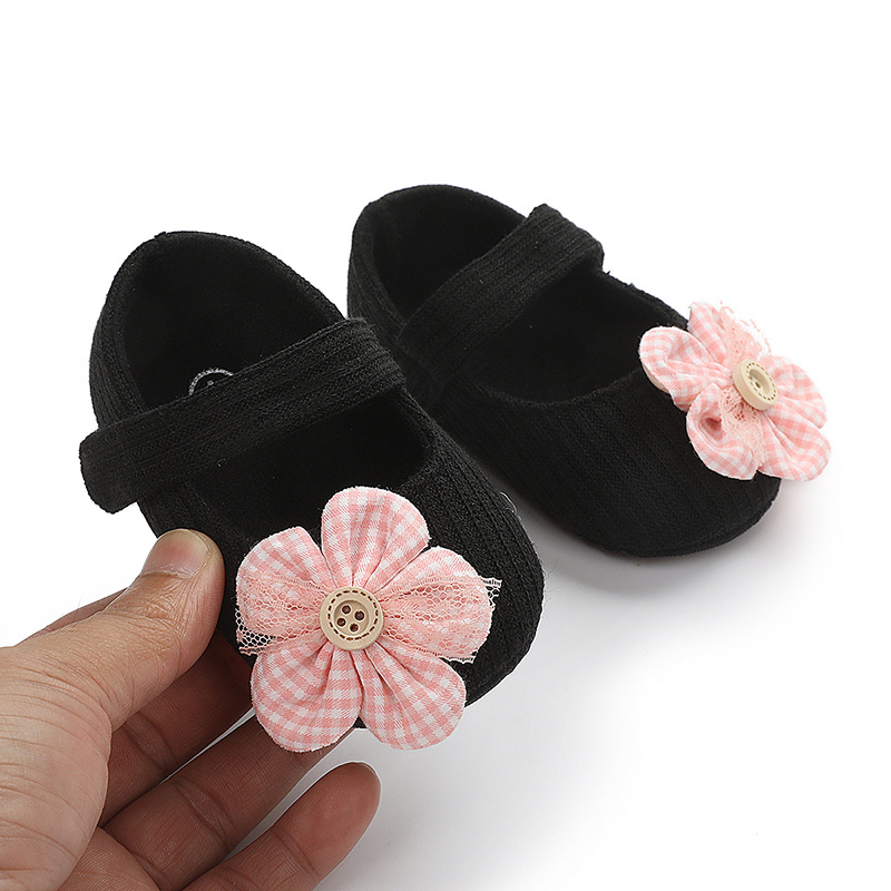 Giày đính hoa phong cách đáng yêu cho bé gái 0-12 tháng tuổi