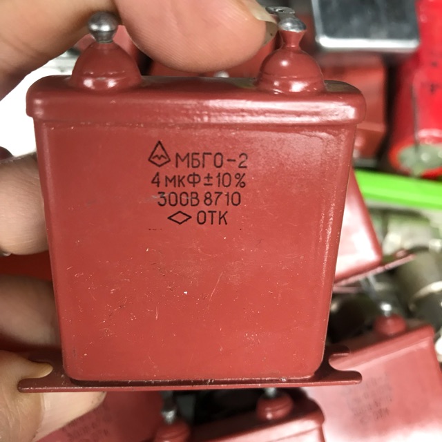 Tụ Nga 4uf 300v loại mỏng