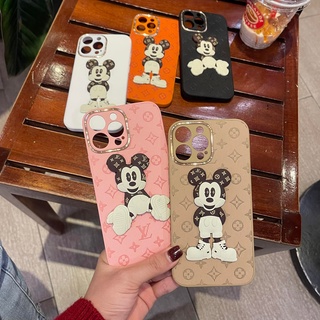 Ốp L.V viền vàng Mickey nổi 5 màu iphone 7plus/8plus/X/Xs/Xsmax/11/11promax/12promax/13promax