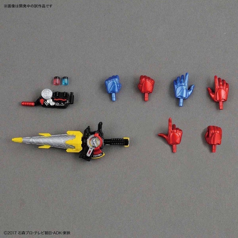 Mô Hình Lắp Ráp Figure-rise Standard Kamen Rider Build Rabbit Tank Form