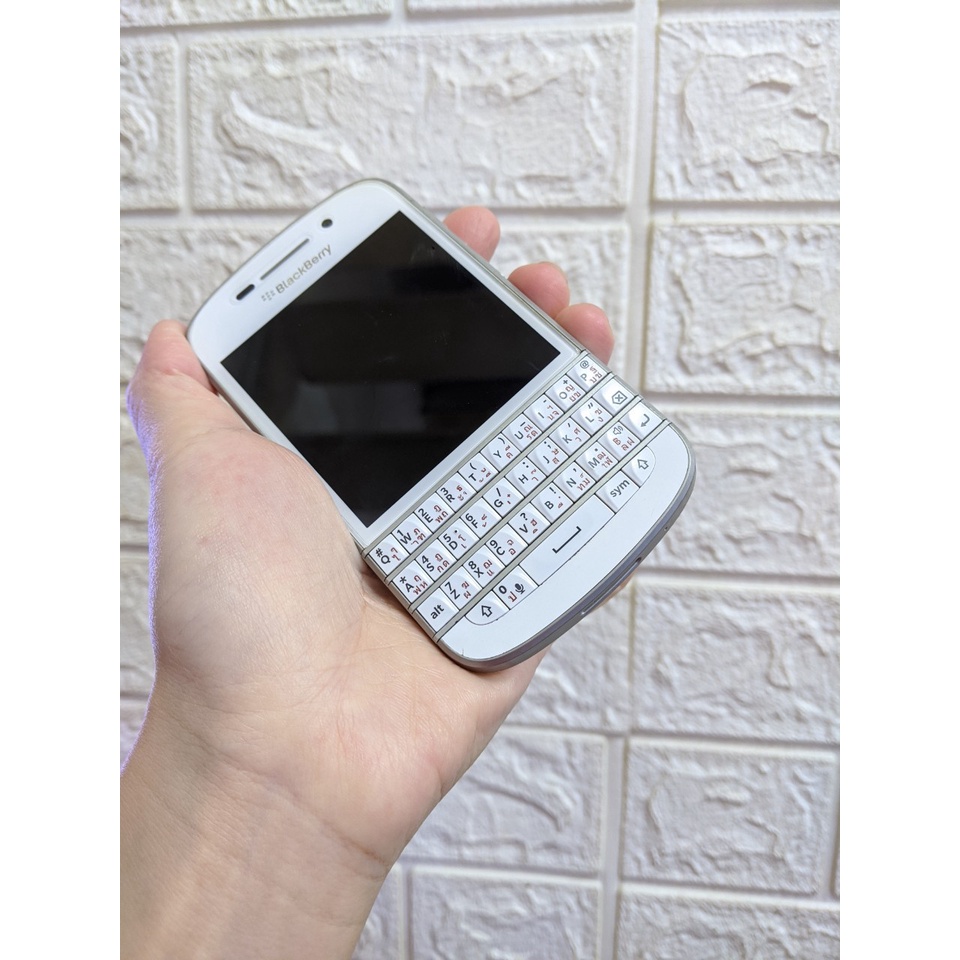 Điện thoại Blackberry Q10 trắng