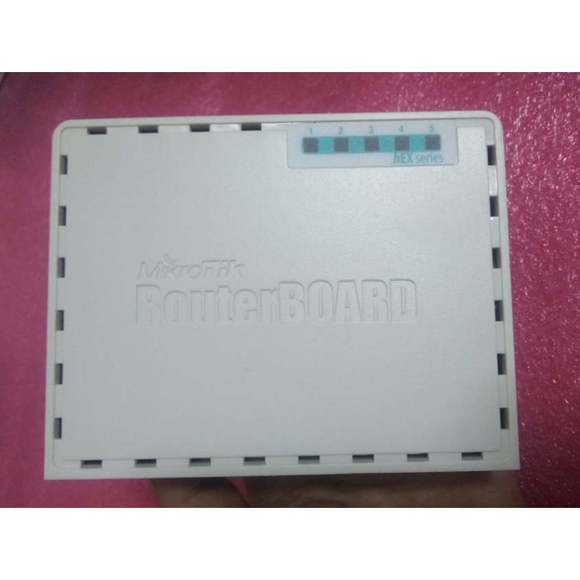 Bộ cân bằng tải Mikrotik 750gr3/Router Mikrotik RouterBoard 750Gr3 5-Port Gigabit Router w