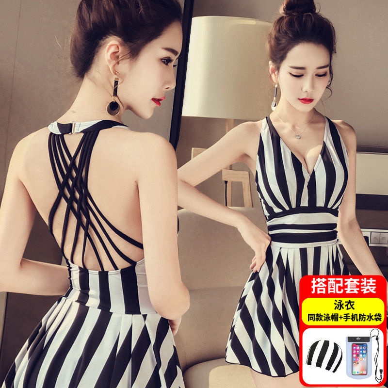 Swimsuit female 2021 new one-piece fairy fan ins wind covering belly was thin sexy conservative large size hot spring swimsuit | BigBuy360 - bigbuy360.vn