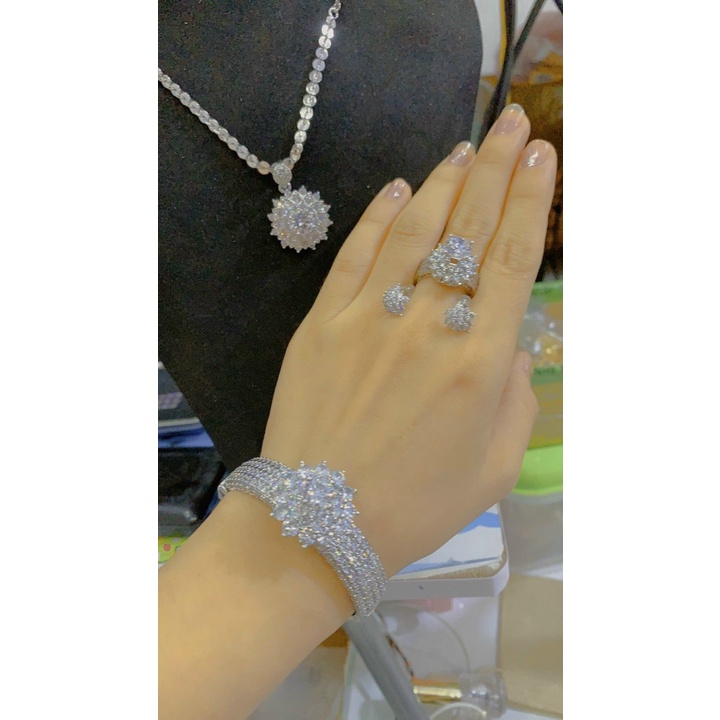 Bộ Trang Sức Hoa Tuyết Bạch Kim Phối Đồ Đi Tiệc Sang Trọng - Trang Sức Nữ Đẹp Giá Rẻ - Queen Jewelry