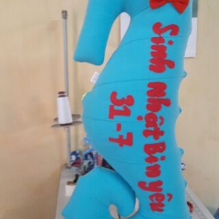 Gối ôm cá ngựa c kích thước :90m