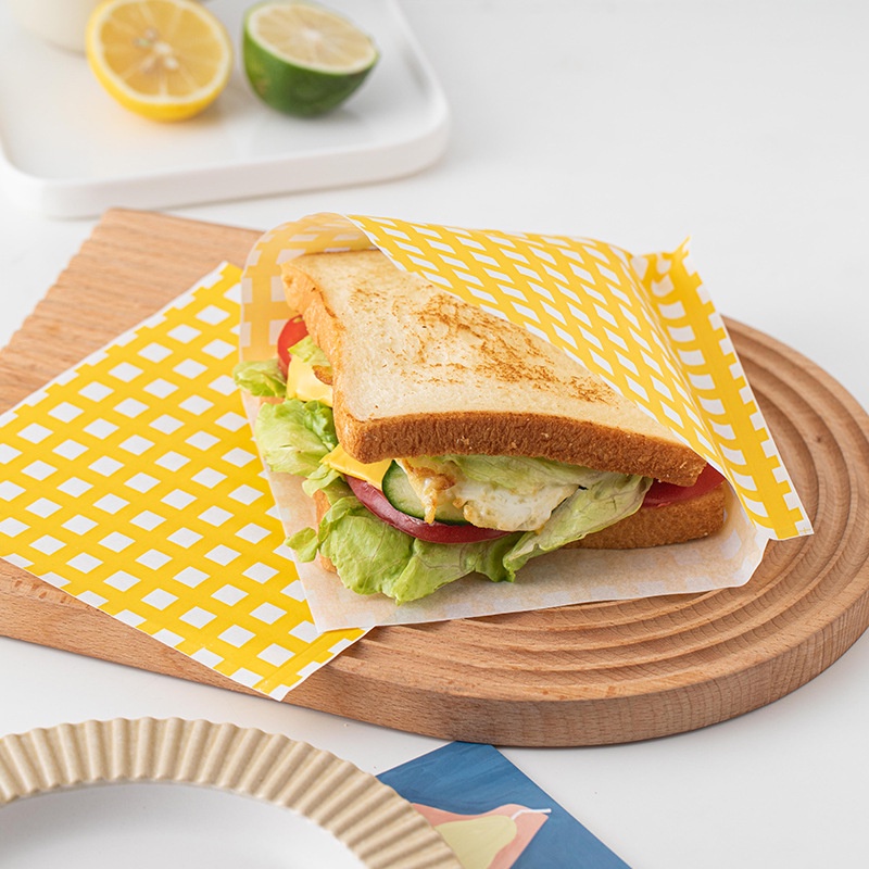 Set 50 Giấy Quấn Bánh Sandwich Chống Dầu Sử Dụng Một Lần Tiện Lợi