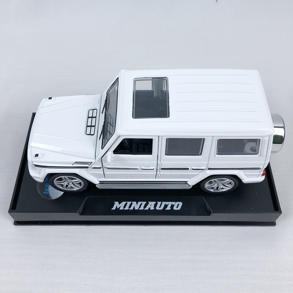 Mô hình xe ô tô Mercedes AMG G65 tỉ lệ 1:32 hãng Miniauto khung kim loại, có đế trưng bày