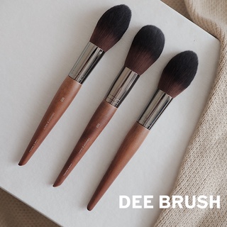 Cọ phủ phấn - má hồng make up for ever 160